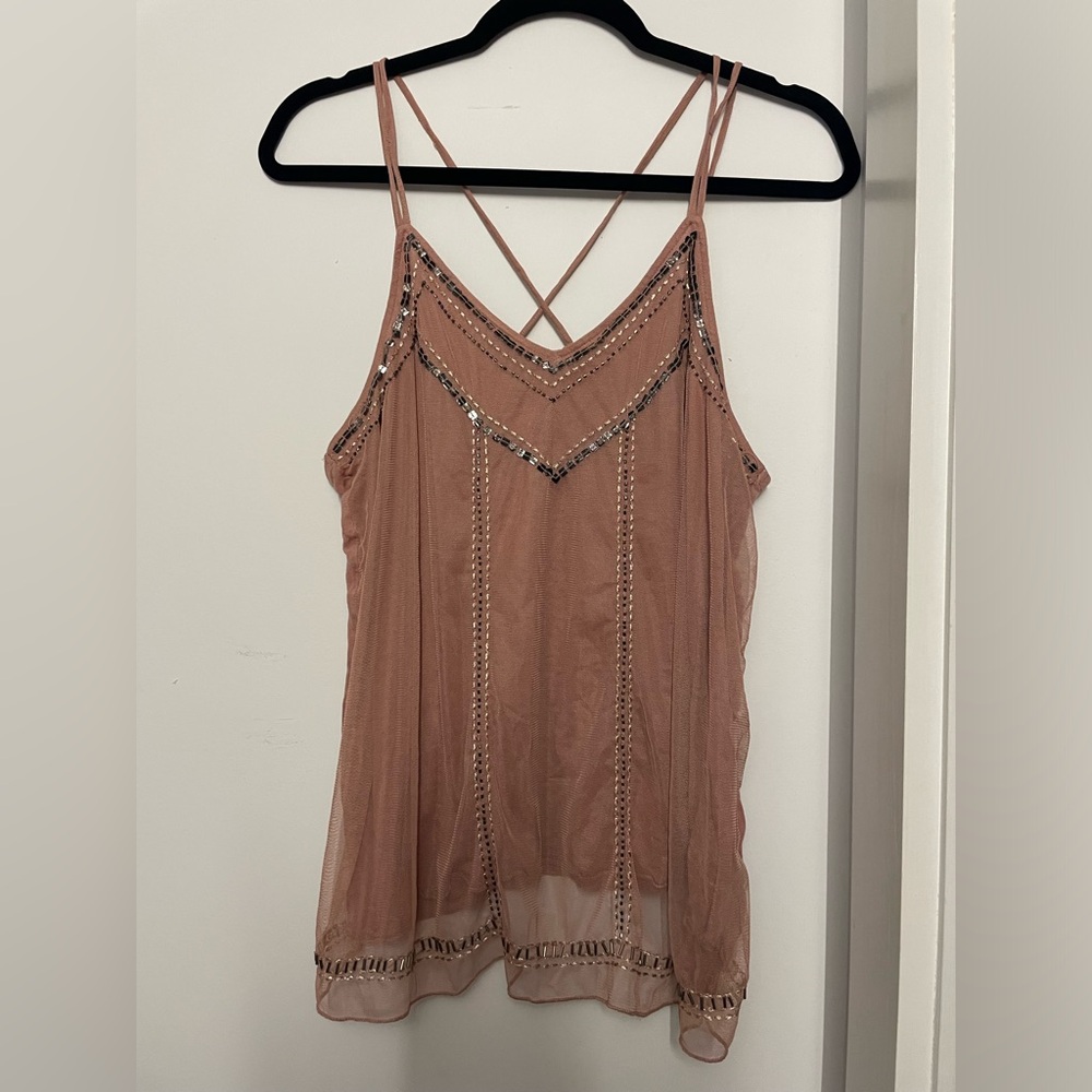 Size L tank top